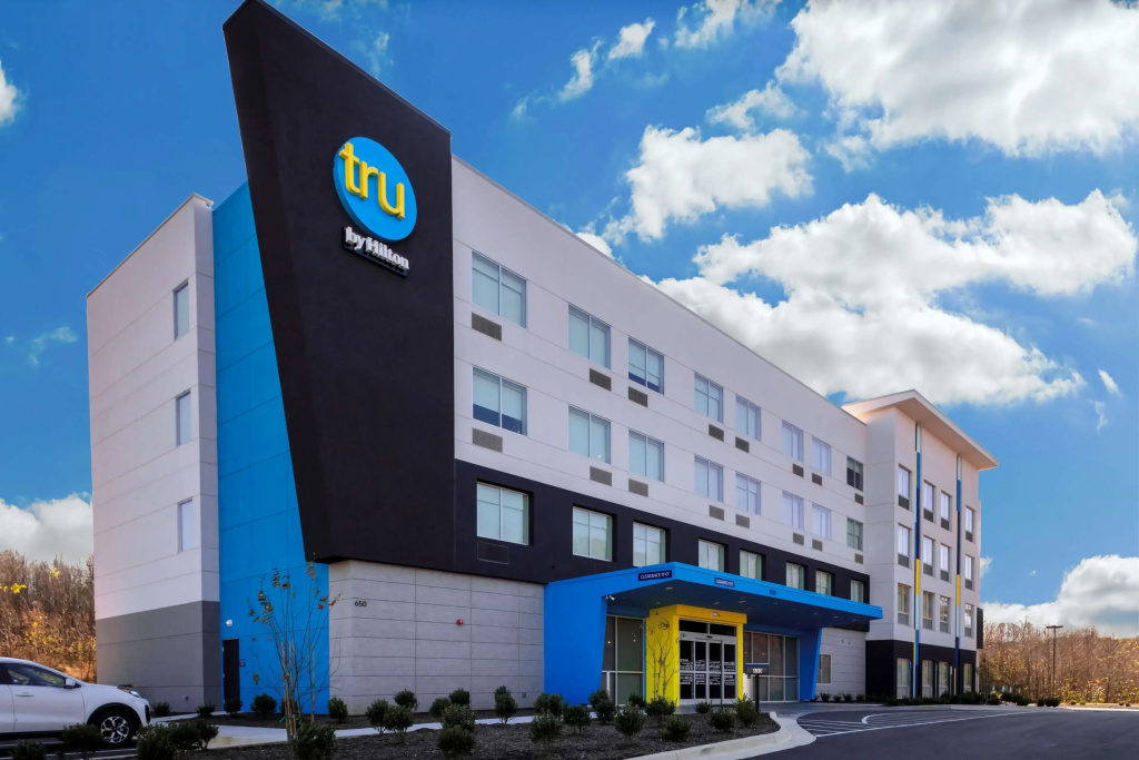 photo 1 of TRU by Hilton Lynchburg
