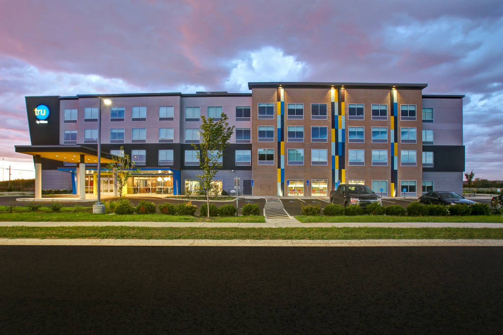 photo 1 of Tru By Hilton Monroe