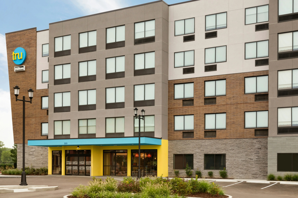 photo 1 of Tru by Hilton St. Charles St. Louis, MO