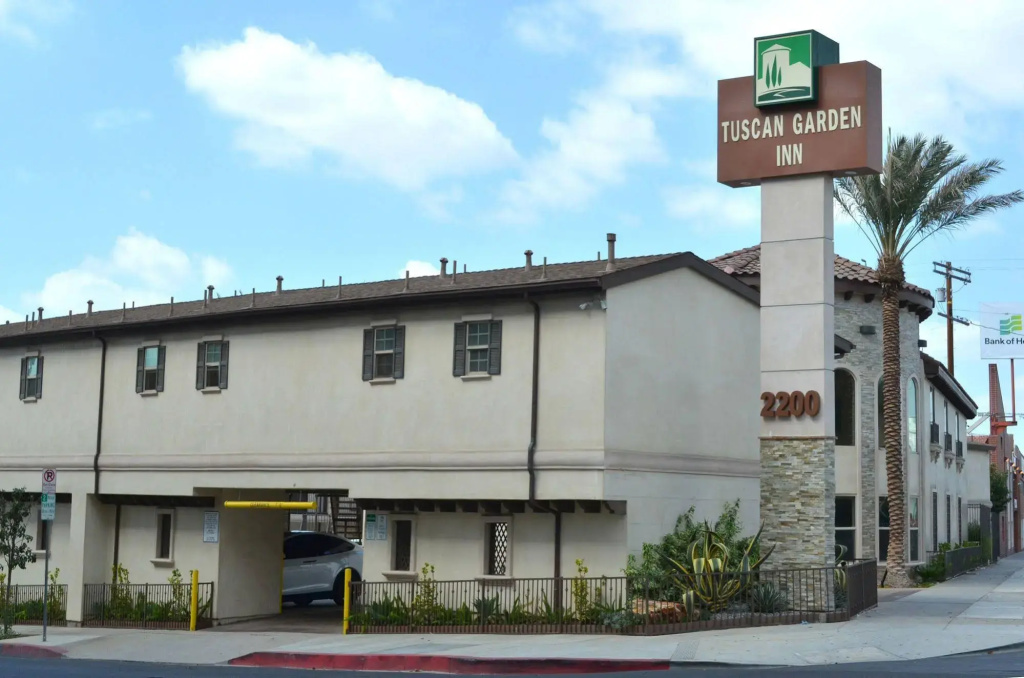 photo 1 of Tuscan Garden Inn