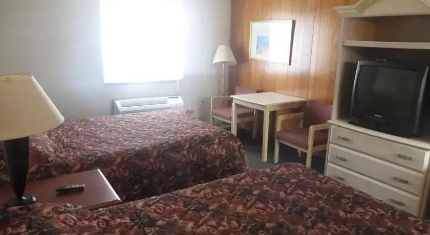 photo 1 of Twin Bridges Motor Inn