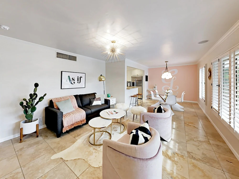 photo 1 of Ultra-Posh - 3 Br Home