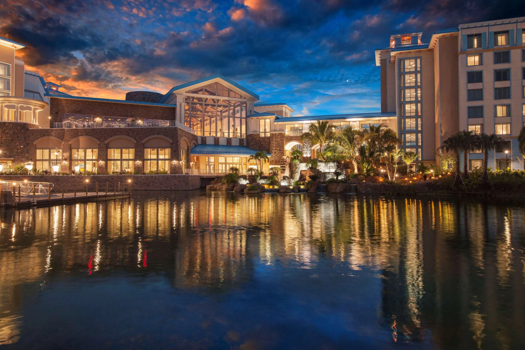 photo 1 of Universal Loews Sapphire Falls Resort