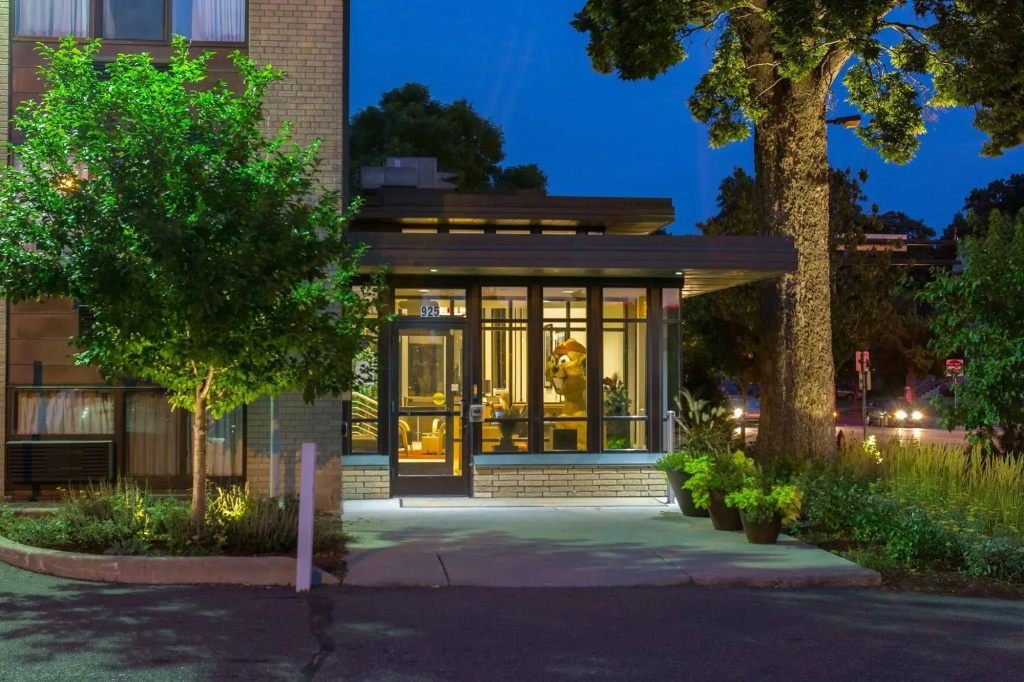 photo 1 of University Inn