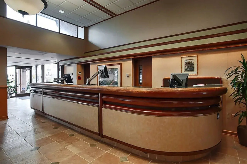 photo 1 of University Place Hotel & Conference Center