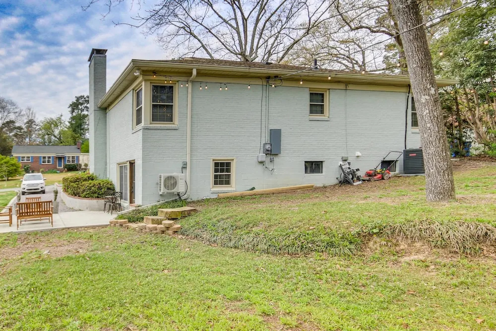 photo 1 of Updated Columbia Home w/ Patio - 4 Mi to Usc!