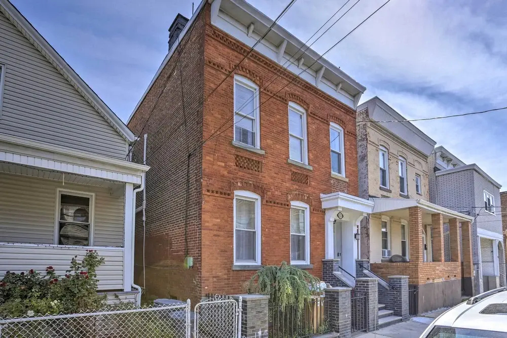 photo 1 of Updated Bayonne Townhome ~ 11 Mi to Nyc!