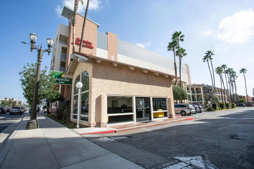 photo 1 of Vagabond Inn Glendale