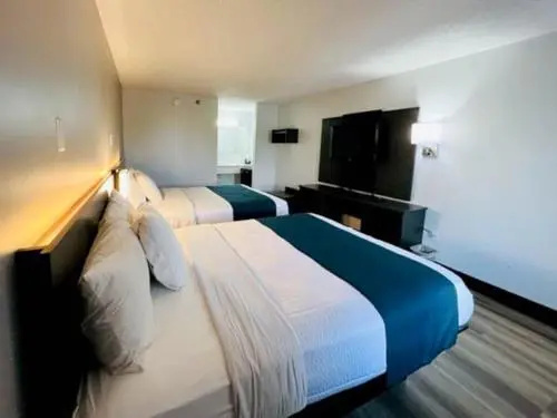 photo 1 of Value Inn Jeffersonville