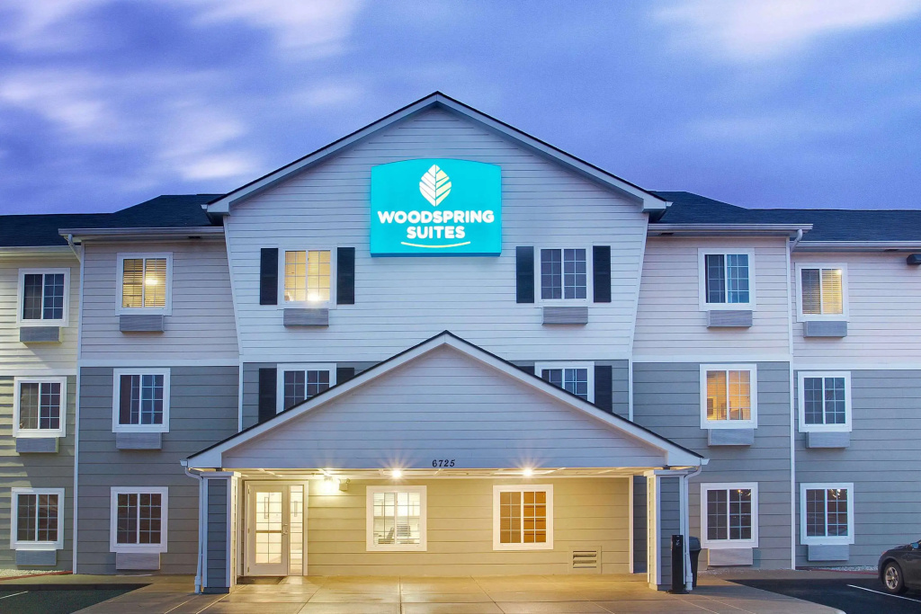 photo 1 of WoodSpring Suites Cincinnati Fairfield