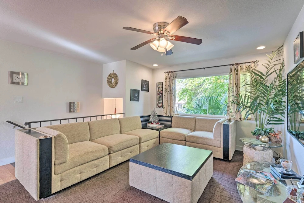 photo 1 of 'vegas Oasis' Home w/ Pool & Spa: 7 Miles to Strip