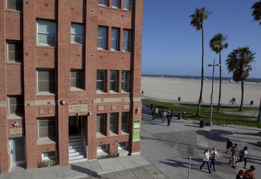 photo 1 of Venice Breeze Suites