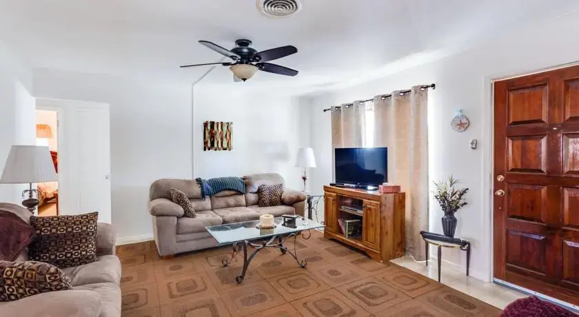 photo 1 of Venice Gardenia House