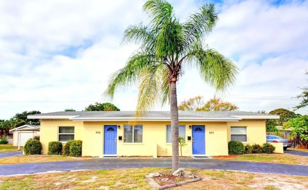 photo 1 of Venice Harbor 606 - Two Bedroom Home