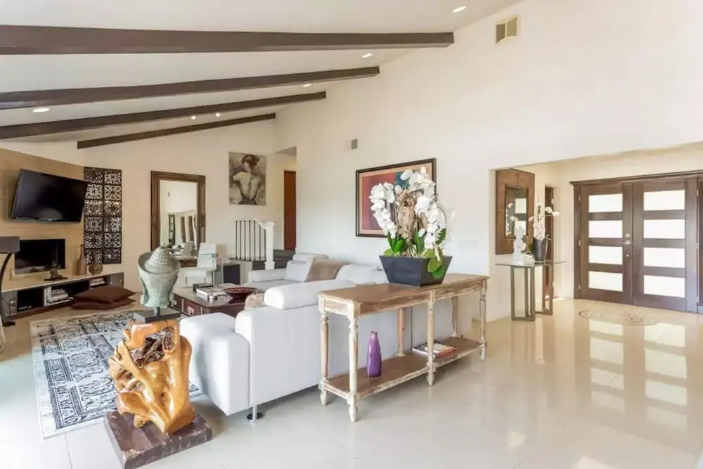 photo 1 of Villa Ezra