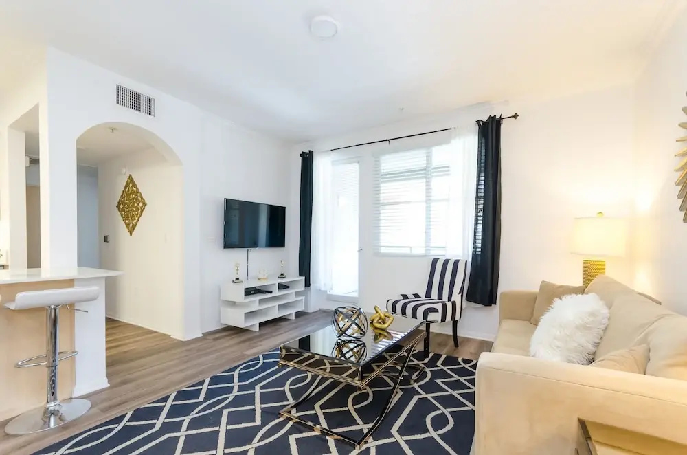 photo 1 of VIP LA Hollywood 5 BD Famous Suite