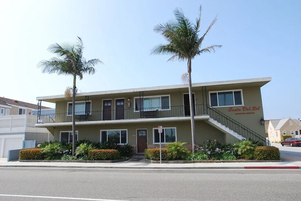 photo 1 of W Balboa 1 (68257) - 4 Br townhouse by RedAwning