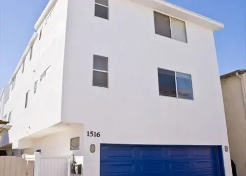 photo 1 of W Ocean Front A 68136 by RedAwning