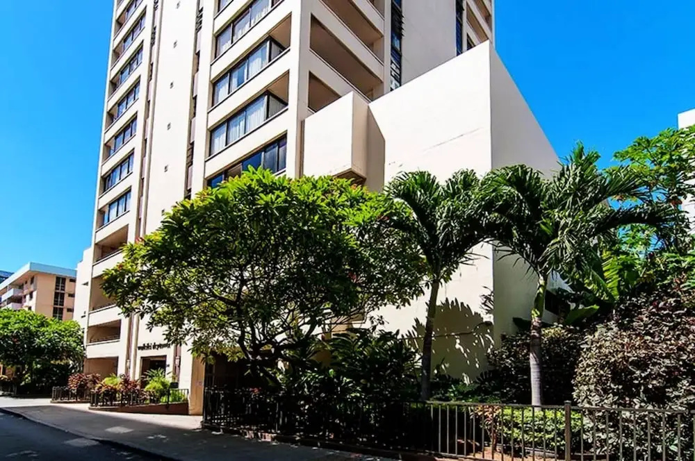 photo 1 of Waikiki Skytower Wsky1904