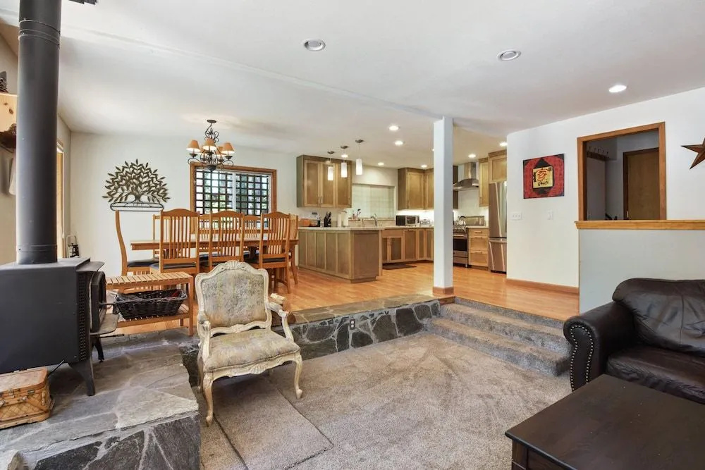 photo 1 of Walkers Retreat