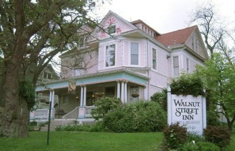 photo 1 of Walnut Street Inn