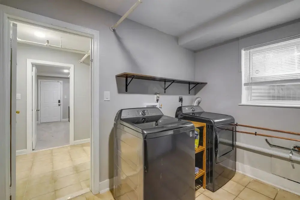 photo 1 of Washington, DC, Area Apartment < 2 Mi to Subway!
