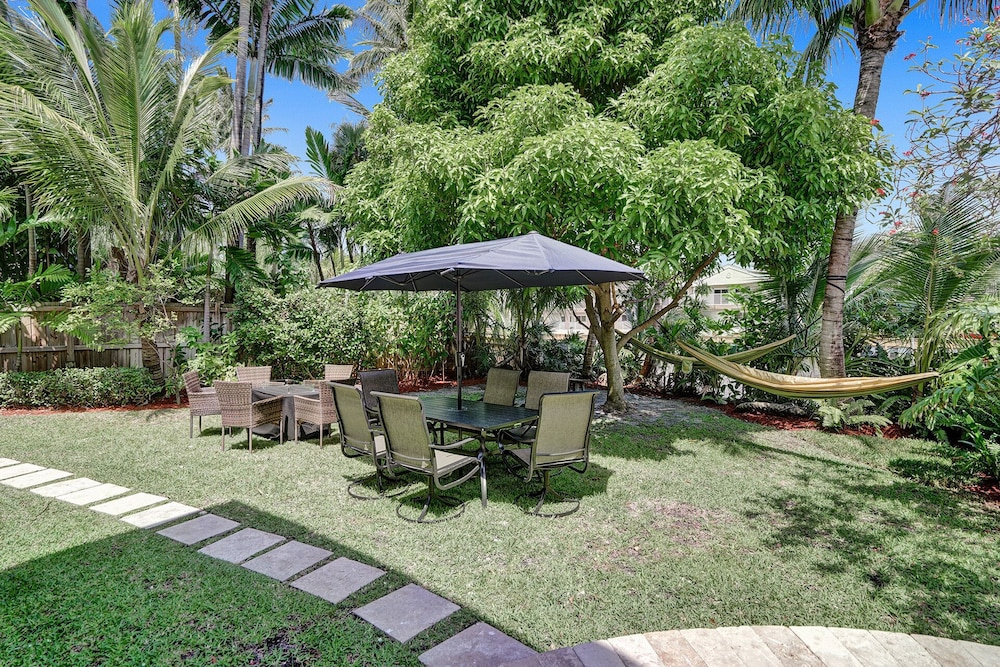 photo 1 of Waterfront 7BR Villa with Heated Pool