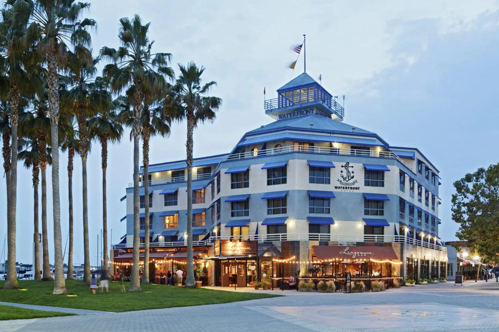 photo 1 of Waterfront Hotel, part of JdV by Hyatt (12381)