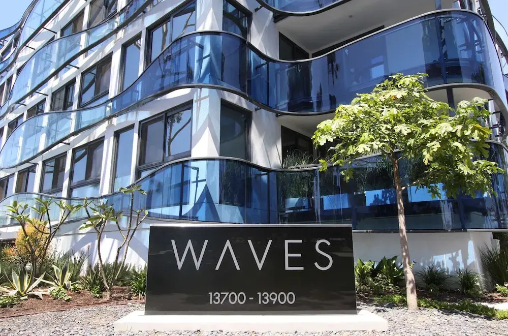photo 1 of Waves