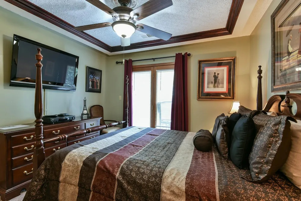 photo 1 of Welcome Inn- Pools - Great Balcony - Trails to Fishing -SO Close to Sdc!!