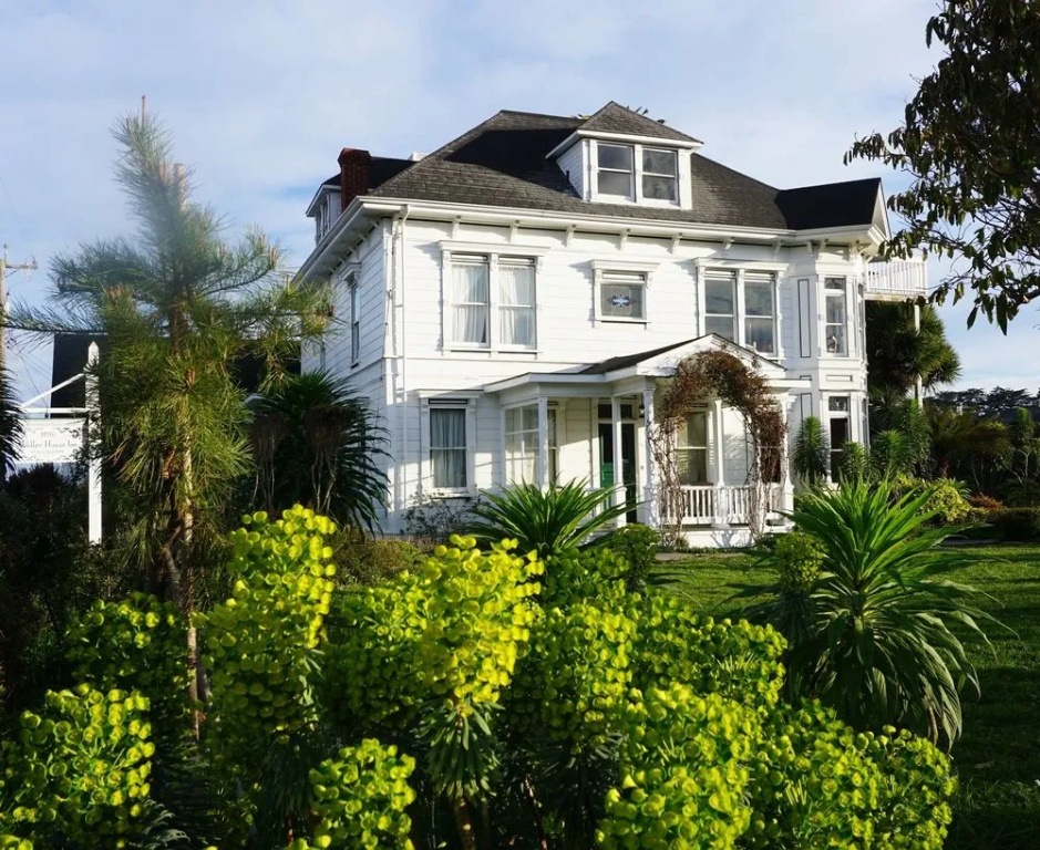 photo 1 of The Weller House