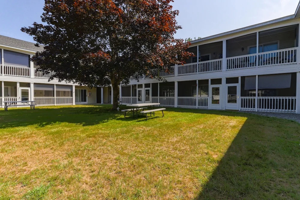 photo 1 of Wellington Manor