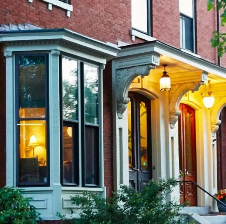 photo 1 of West End Collection at 146 Pine