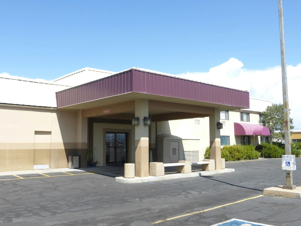 photo 1 of Red Roof Inn Grand Junction