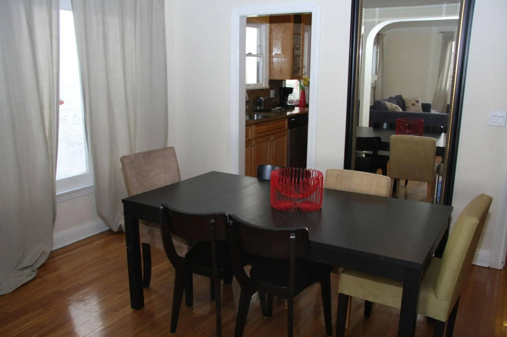 photo 1 of West Hollywood Vintage Vacation Apt