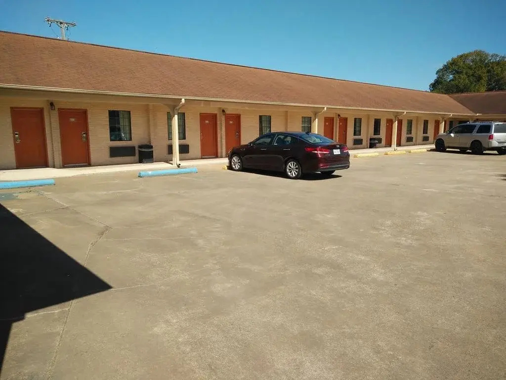photo 1 of Western Inn