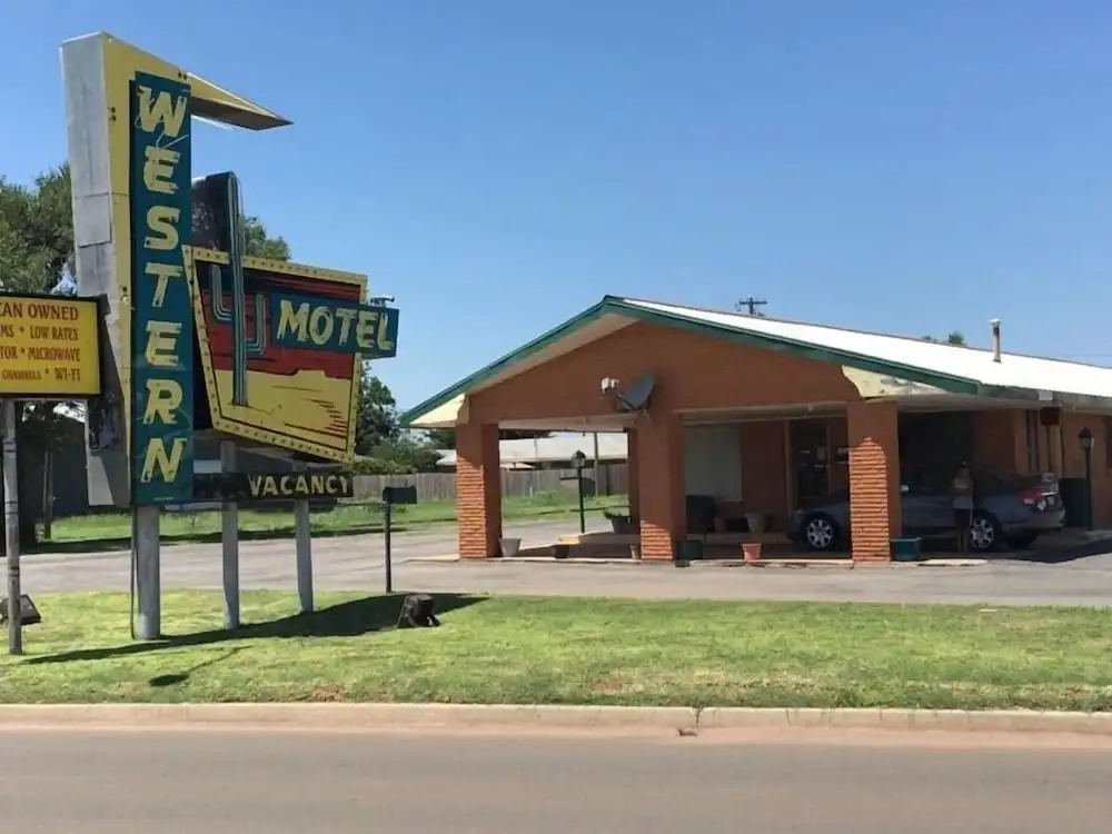 photo 1 of Western Motel