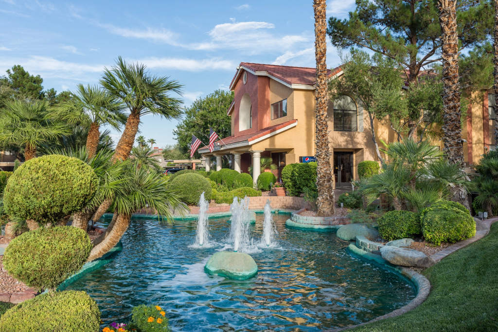 photo 1 of Westgate Flamingo Bay Resort