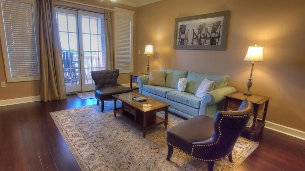 photo 1 of Weston - 3 Br Condo