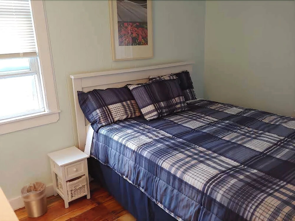 photo 1 of White Gull Hotel