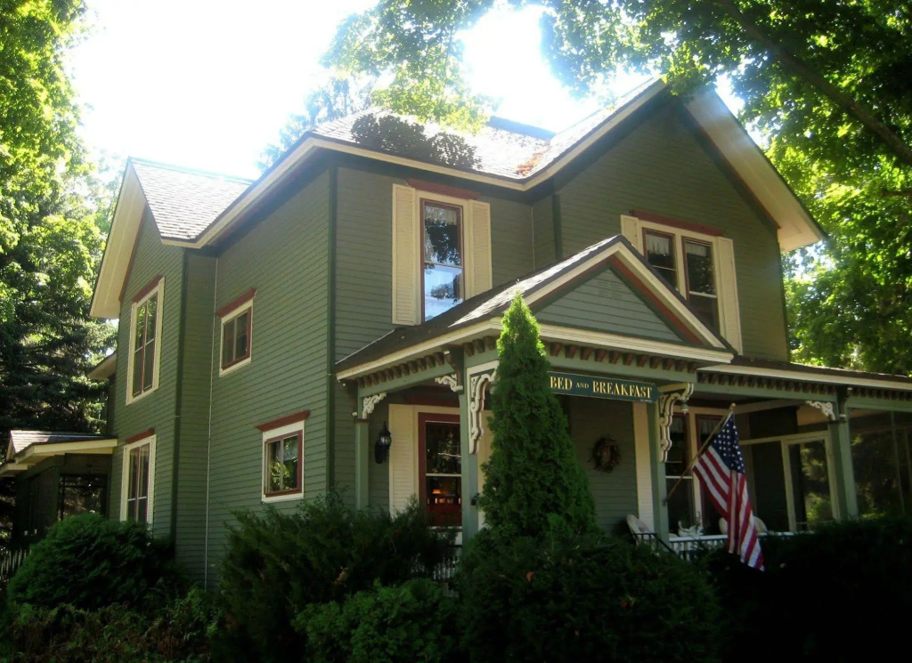 photo 1 of White Swan Inn Bed & Breakfast
