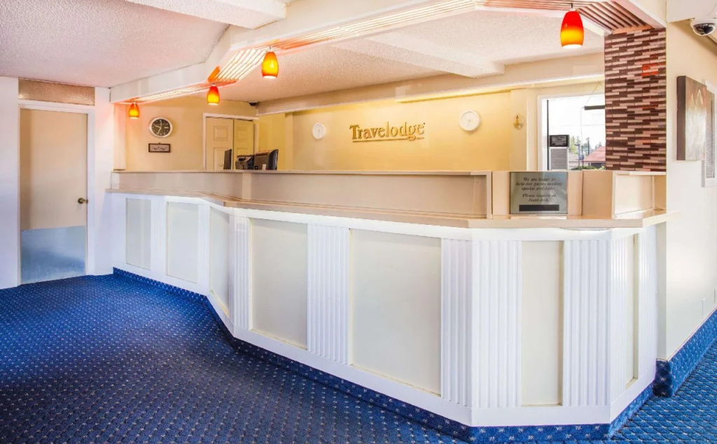 photo 1 of Travelodge by Wyndham Tacoma Near McChord AFB
