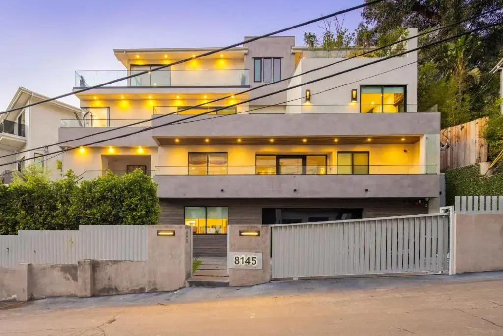 photo 1 of Willow Glen - Hollywood Hills Multi-level Villa With Theater & Pool
