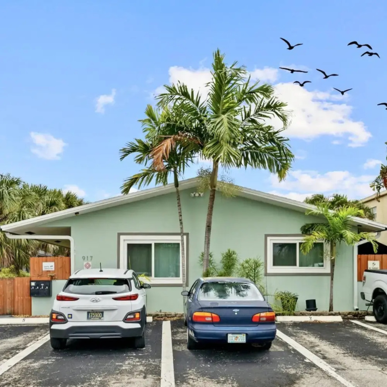 photo 1 of Wilton Manors 2BR Charm Walk to the Drive