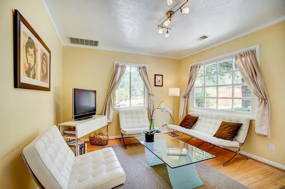 photo 1 of Wine Country Gem 2 Bedrooms 1 Bathroom Home