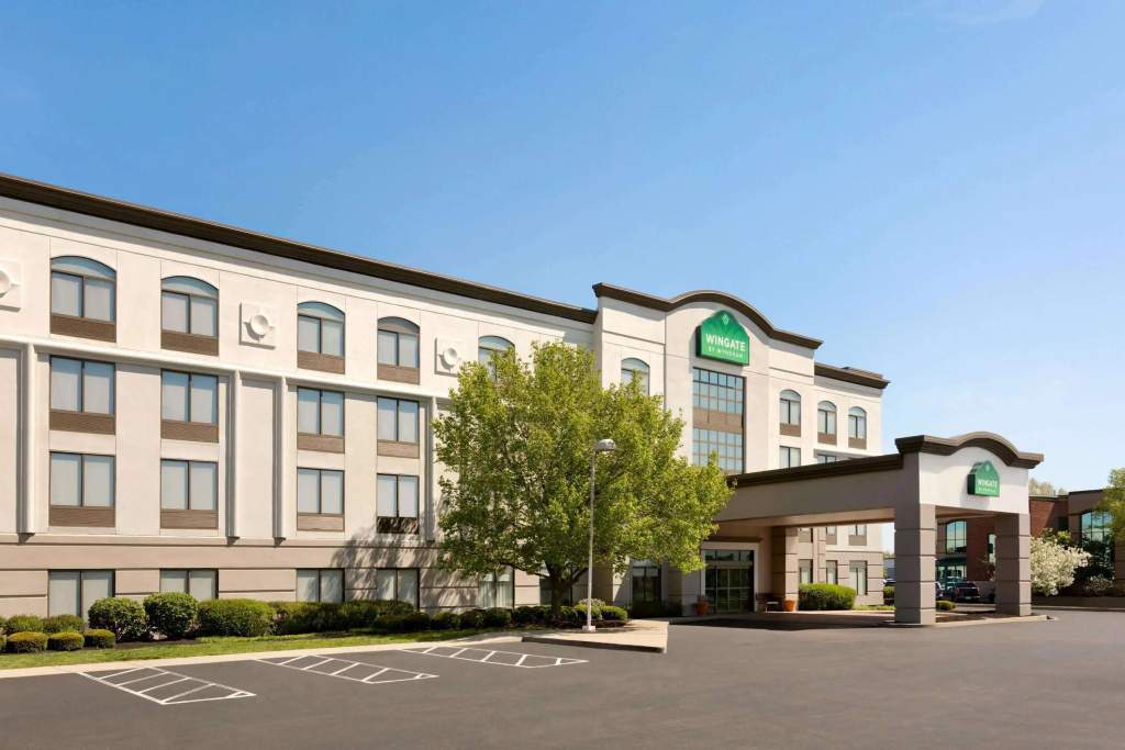 photo 1 of Wingate by Wyndham - Cincinnati - Blue Ash