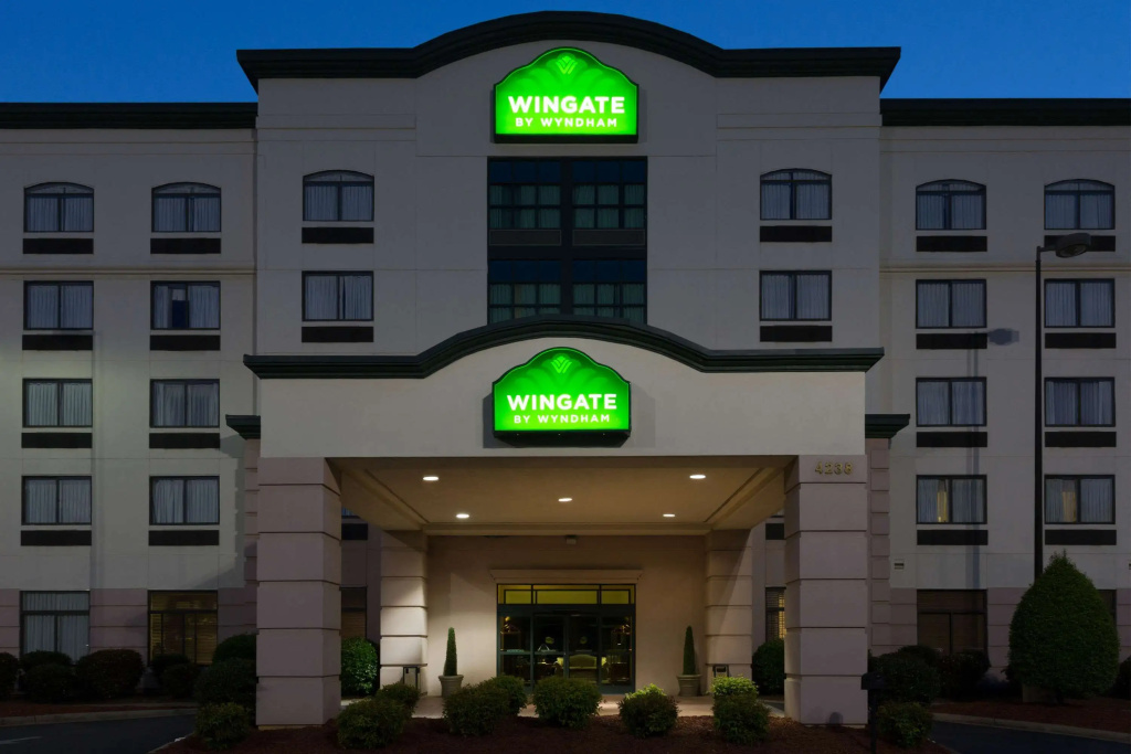 photo 1 of Wingate by Wyndham Charlotte Airport I-85/I-485