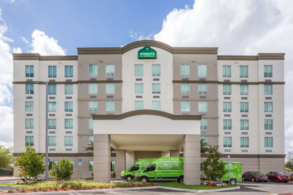photo 1 of Wingate By Wyndham Miami Airport