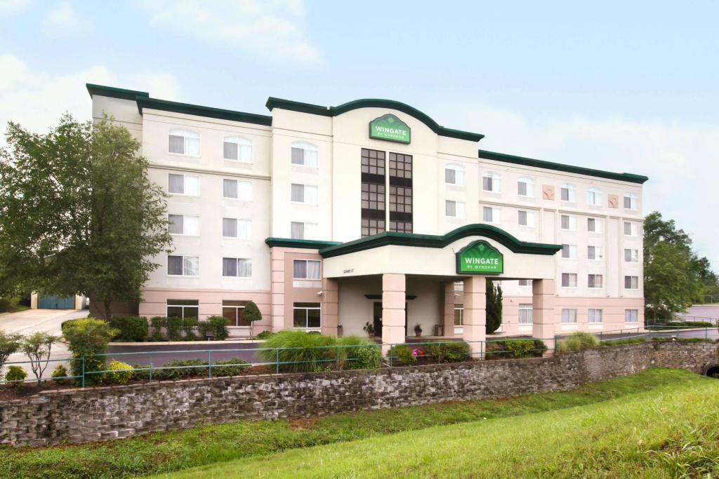 photo 1 of Wingate By Wyndham Chattanooga Hotel