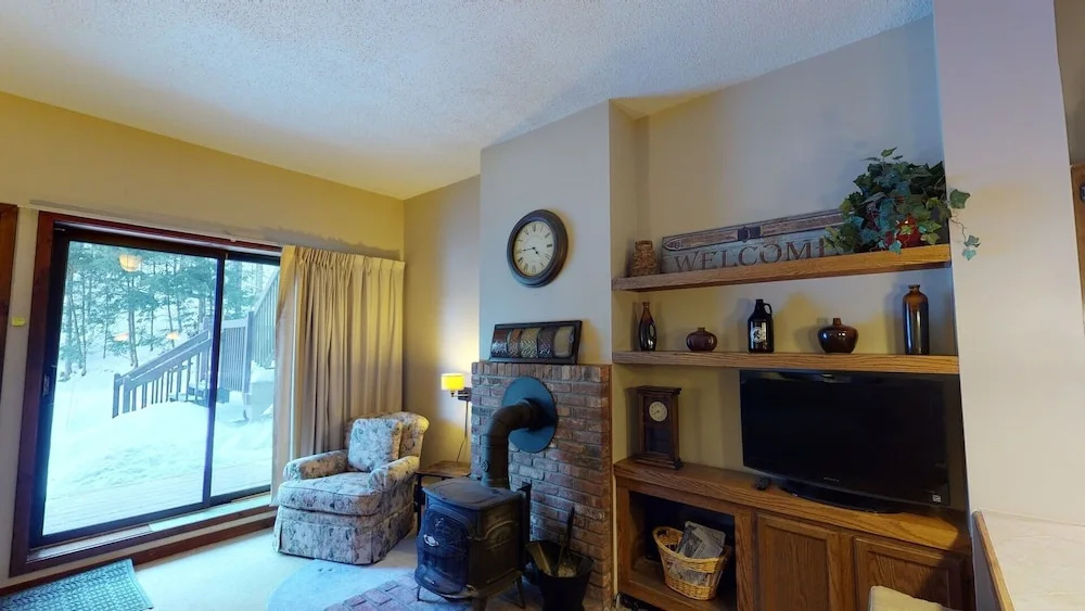 photo 1 of Wintergreen 106 - Cozy And Peaceful Condo, Conveniently Located Between Killington And Pittsfield 1 Bedroom Condo by RedAwning